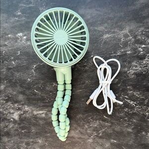 Luxe & willow stroller fan